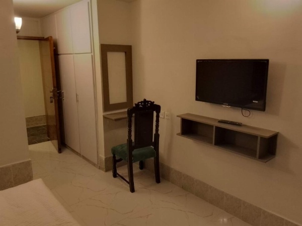 Grand Heights image 6