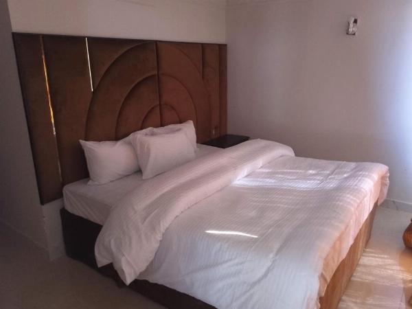 Grand Heights image 7